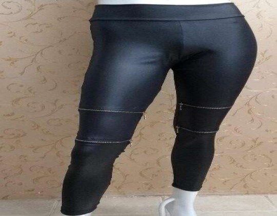 CALÇA LEGGING RECORTES EM ZÍPER ELEGGUA - Preto