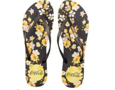 CHINELO FEMININO BOTANIC FLOWERS COCA COLA CC3056 - Preto