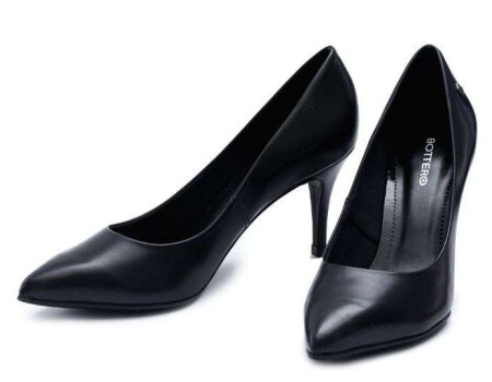 SCARPIN FEMININO DE COURO BICO FINO BOTTERO 299803 - Preto