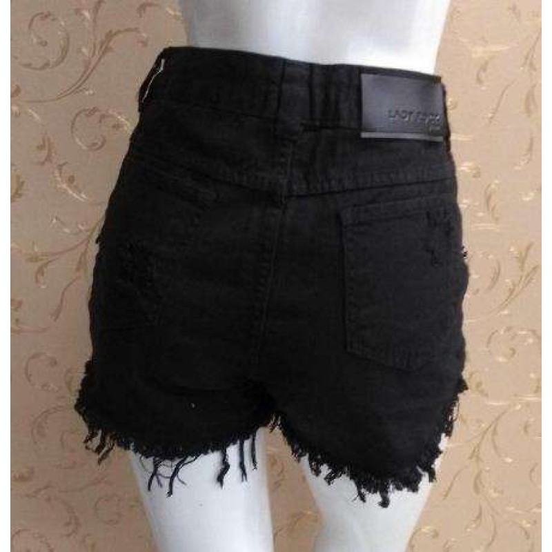 short jeans preto desfiado feminino