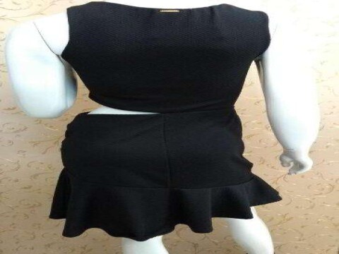 VESTIDO CURTO COM VAZADOS E SAIA GODÊ ZINCO 104421 - Preto